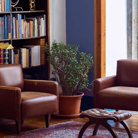 Lost :: Chiado House Lisbona