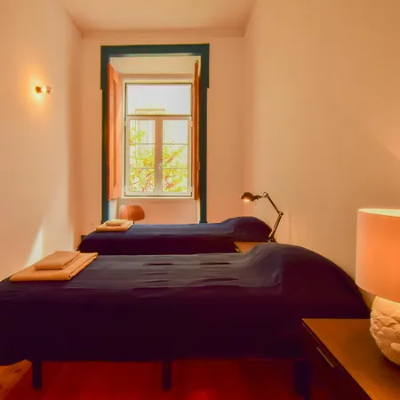 Lost :: Chiado House Guest house 2*