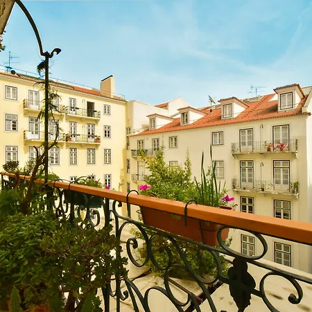 Lost :: Chiado House Guest house 2*