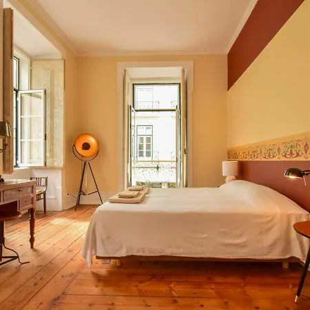 Guest house Lost :: Chiado House 2*