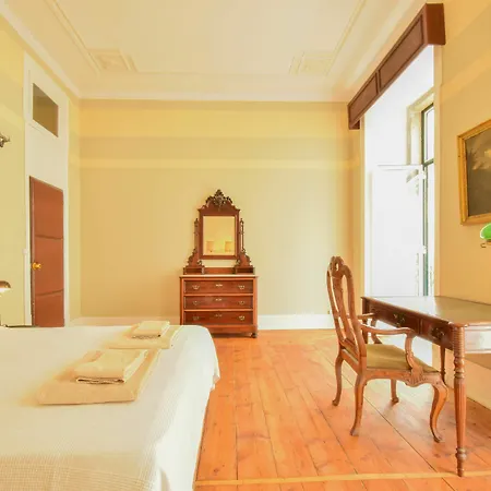 Guest house Lost :: Chiado House 2*