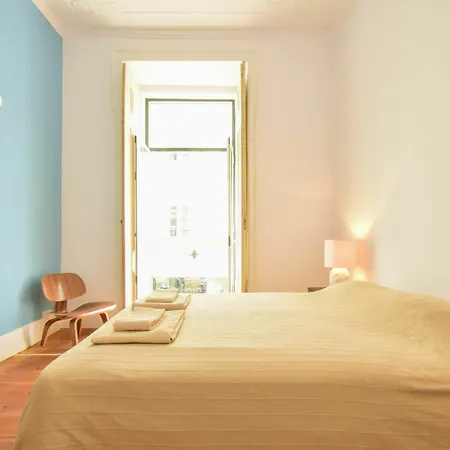 Lost :: Chiado House Lizbona