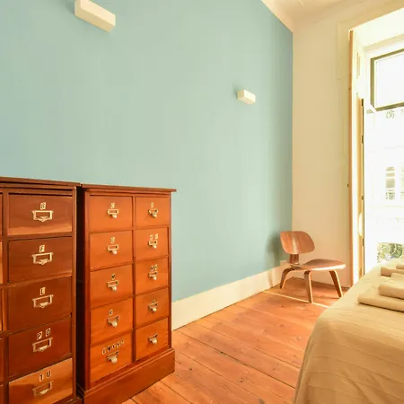 Lost :: Chiado House Lizbona