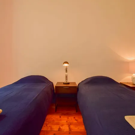 Lost :: Chiado House Gasthuis 2*