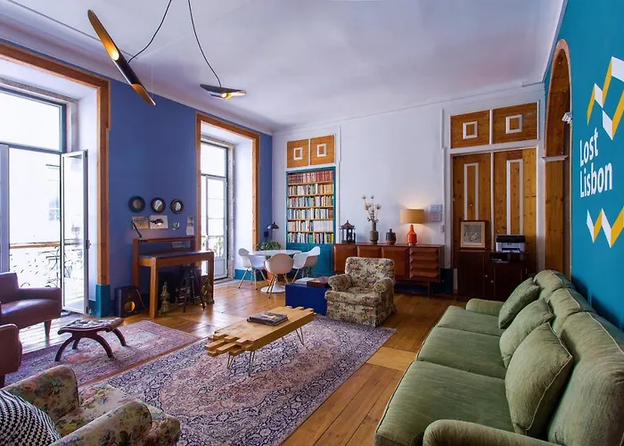 Lost :: Chiado House بيت ضيافة